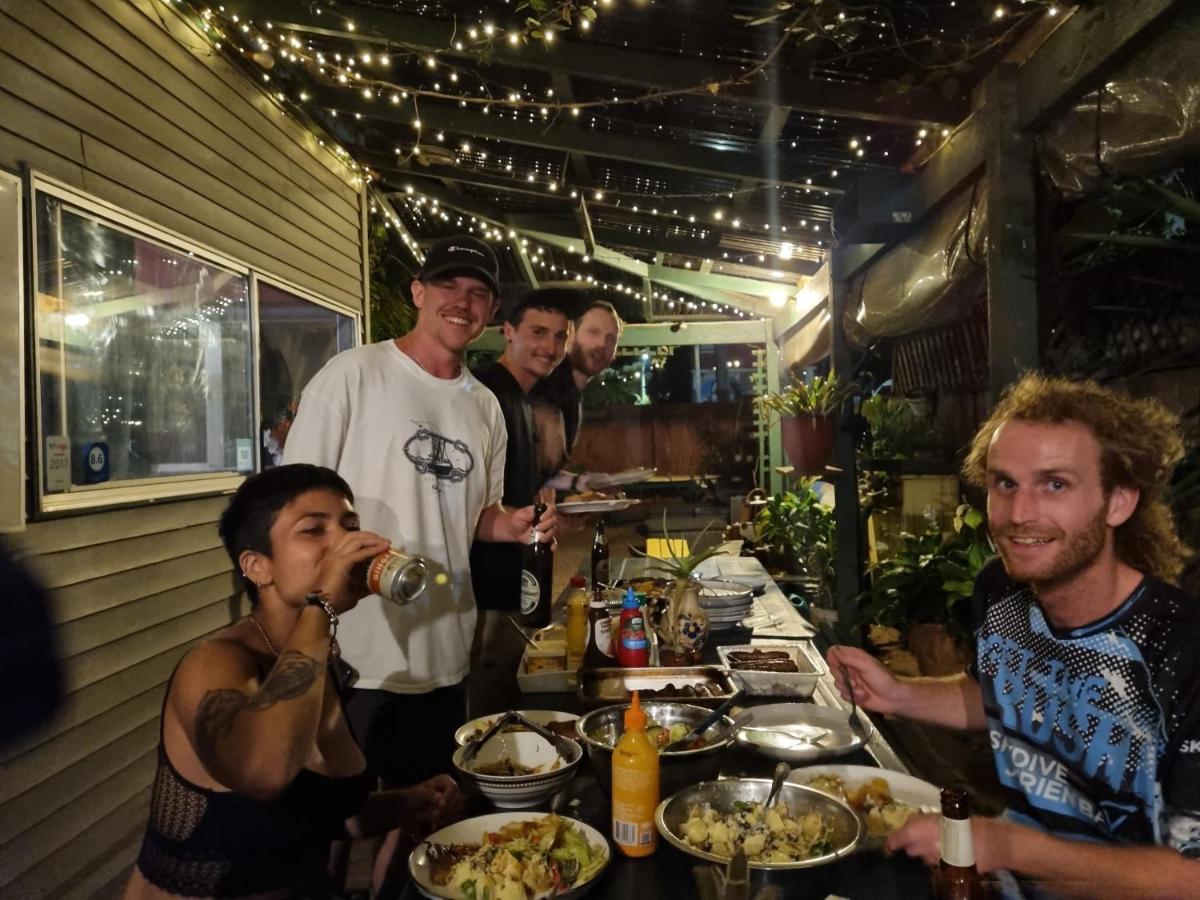 Beachside Backpackers Port Macquarie Exteriör bild